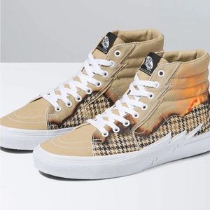 Men’s high top Vans size 11.5